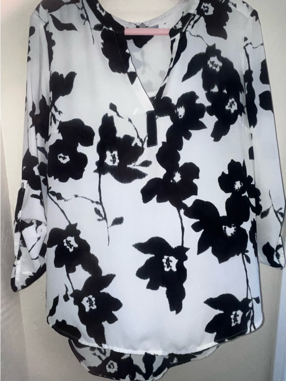 Daniel Rainn Black and White Floral V-Neck Tunic